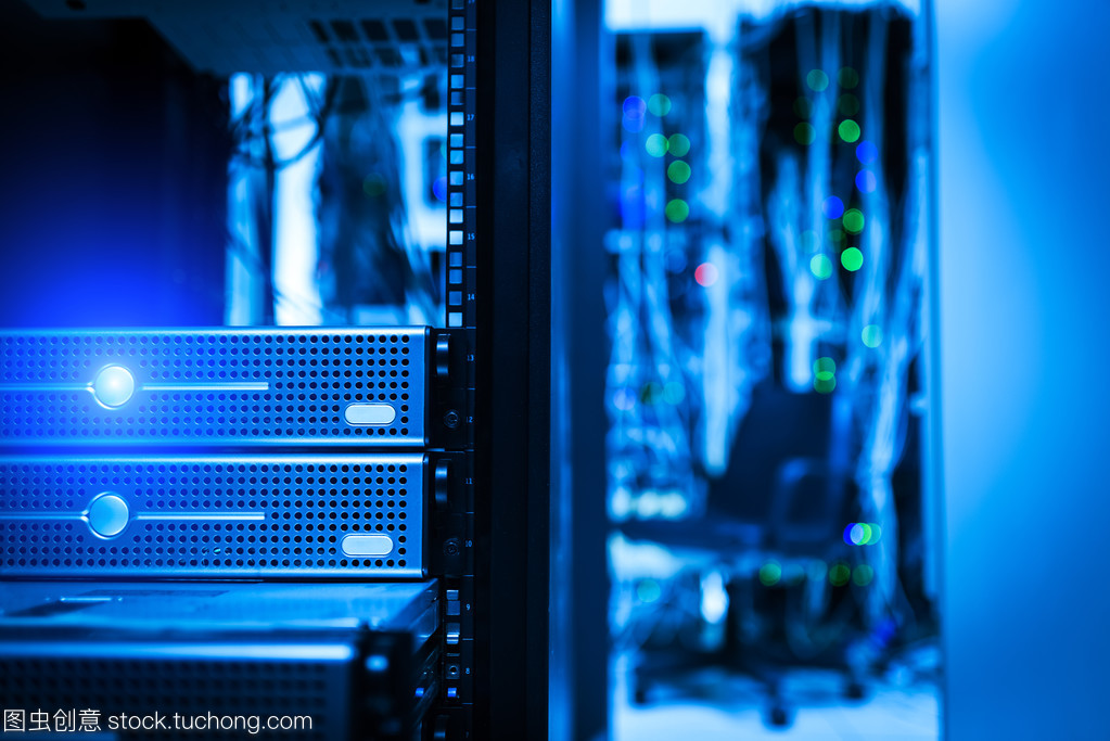 在国内室数据存储服务器